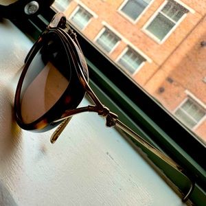 Vintage Chanel Brown Tortoise Ribbon Frame Sunglasses with Case